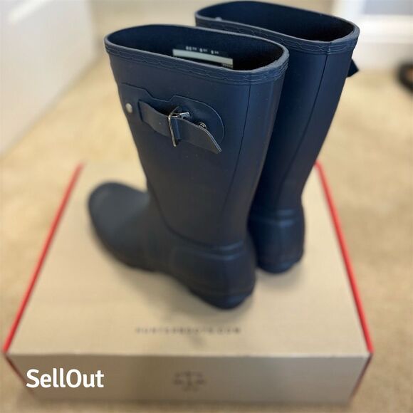 Hunter Women's Short Rain Boots Size 8 Blue Ankle Outdoor Casual - Picture 2 of 5